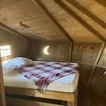 Lodge Les De Labrousse