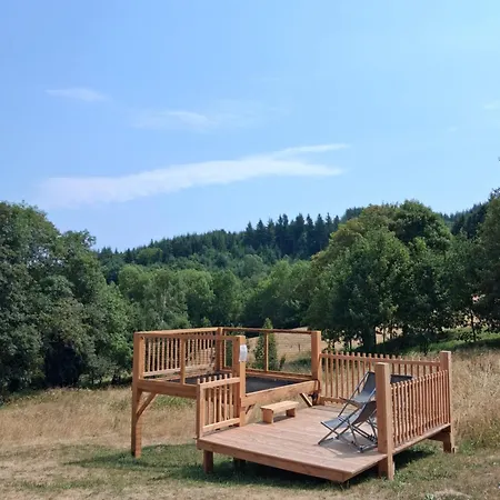 Les De Labrousse Lodge Saint-Julien-Labrousse