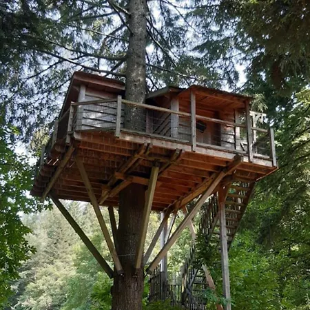 Lodge Les De Labrousse *