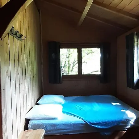 Les De Labrousse Lodge Saint-Julien-Labrousse