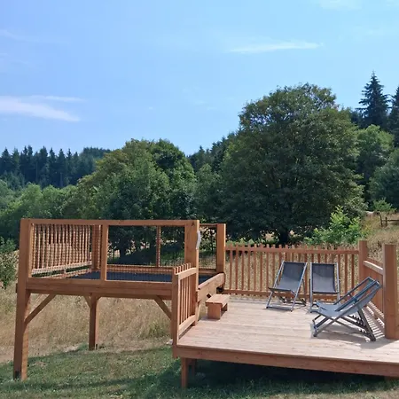 Les De Labrousse Lodge *