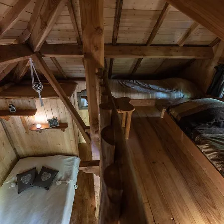 Les De Labrousse Lodge Saint-Julien-Labrousse