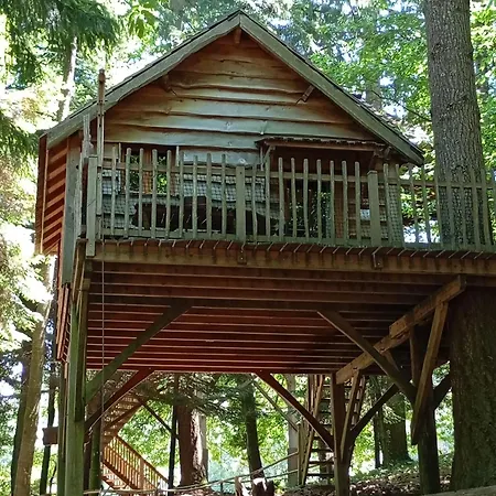 Lodge Les De Labrousse *